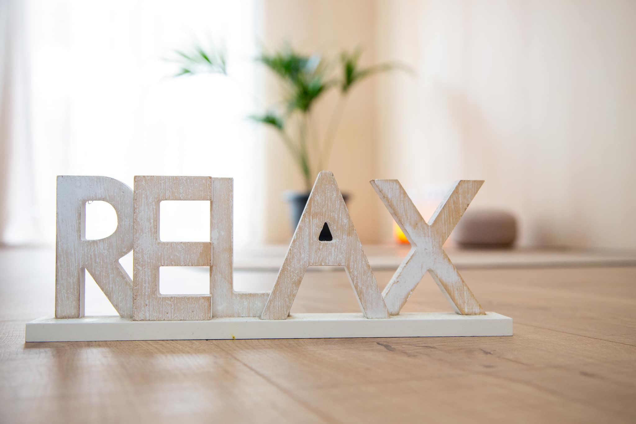 Image of the word relax